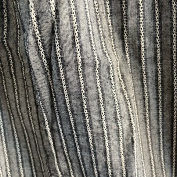 Umgee Gray Stripe Off Shoulder Dress Size Large - Picture 9 of 13